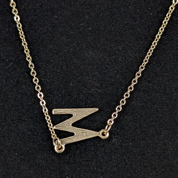 (2/$20) Metal "M" Pendant Necklace - Picture 4 of 6